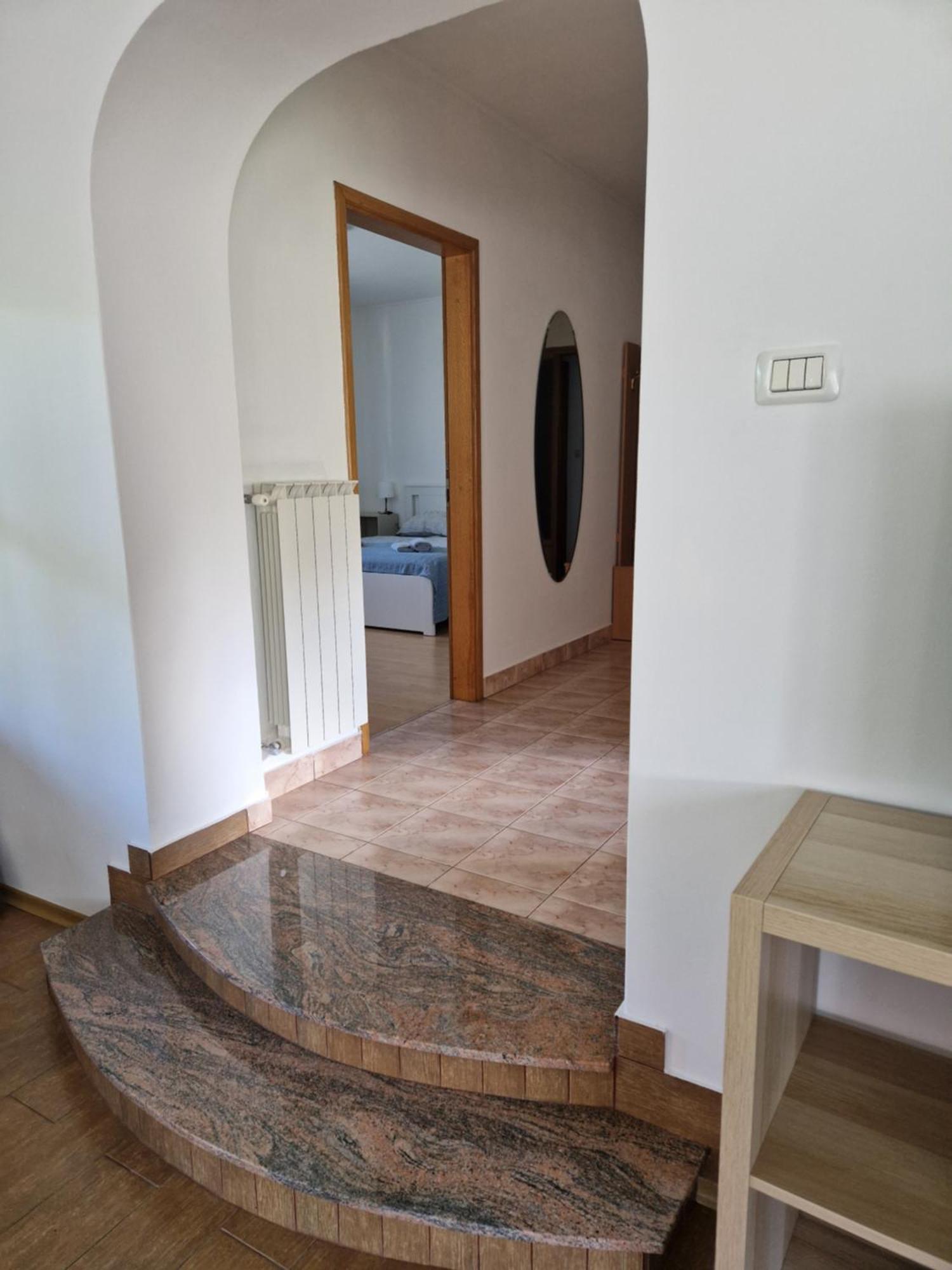 Apartma Mihatovi พิฟกา ภายนอก รูปภาพ